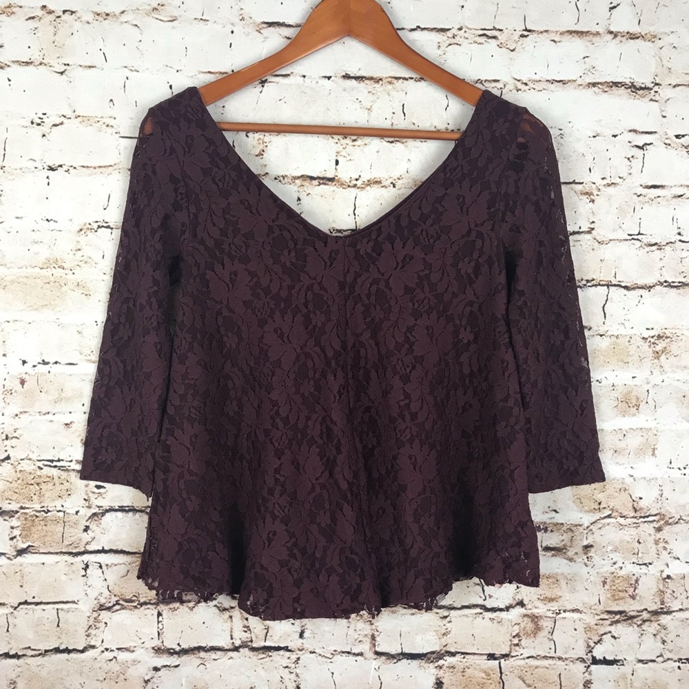 American Eagle Juniors Burgundy Lace Top